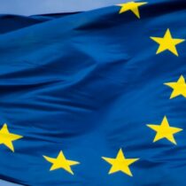 Beitragsbild Blogartikel eIDAS 2.0 - europäische Fahne