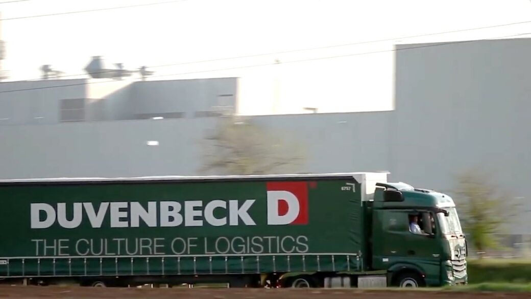 DUVENBECK LKW auf der Straße