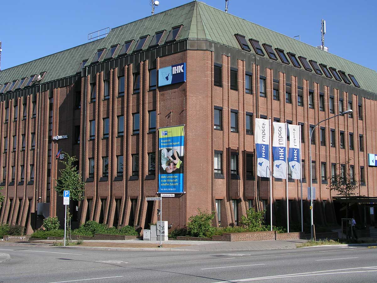 Foto des Zentralgebäudes der Industrie- und Handelskammer zu Lübeck